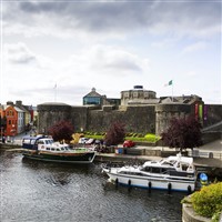 EMERALD ISLE ESCAPE TO MULLINGAR